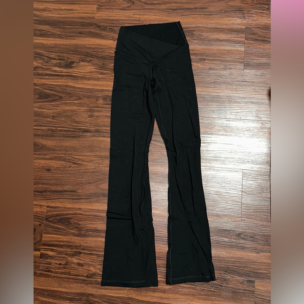 Offline by Arie real me high waisted crossover flare leggings